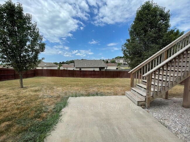 Foto del edificio - 1203 W Hartley Rd