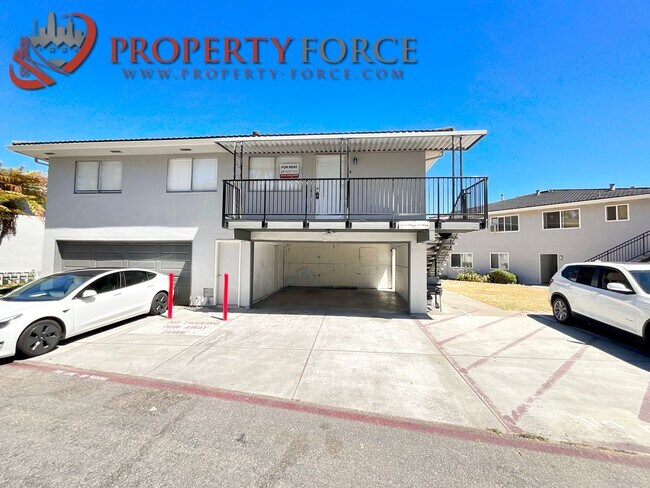 Building Photo - 5635 Playa Del Rey Ct