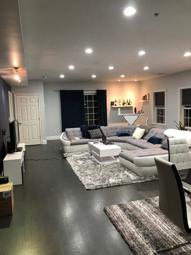 Photo - 87 Franklin St Apartment