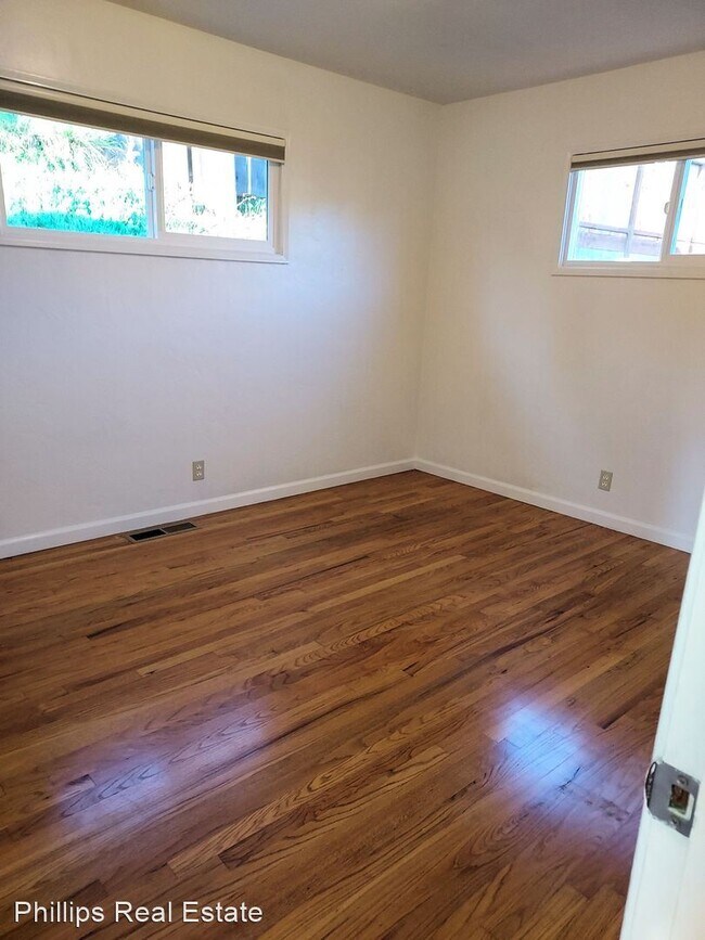 Foto del edificio - 3 br, 1 bath House - 831 Avalon Place