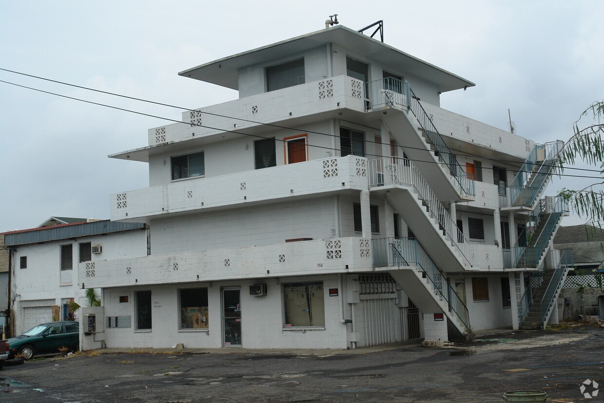 Primary Photo - 766 Puuhale Rd