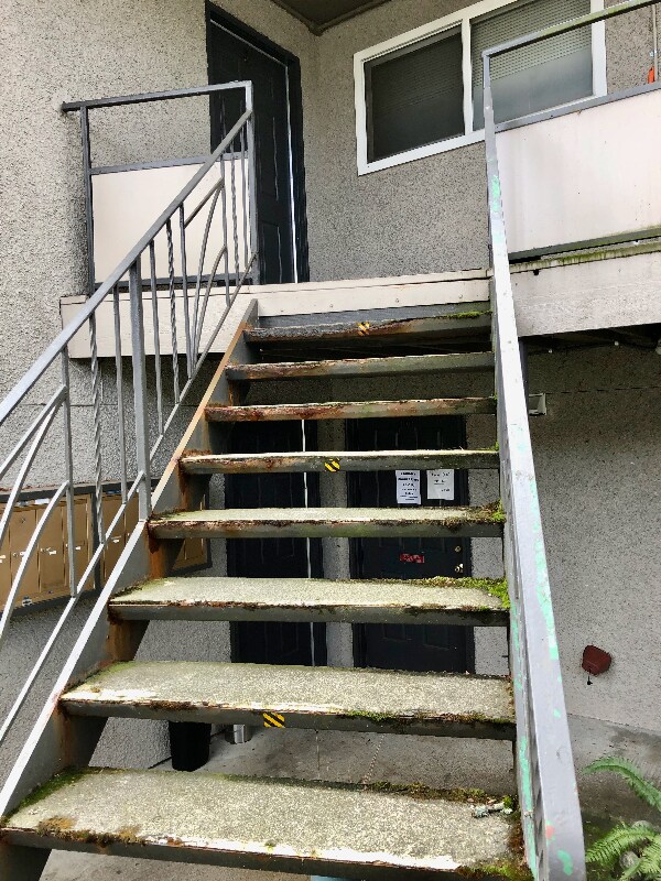 Foto del edificio - 3604 NE 73rd Pl