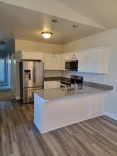 Building Photo - 4234 McKellen Dr