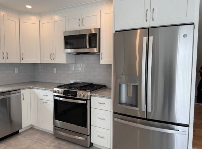 Foto del edificio - 78 Mountain Rd