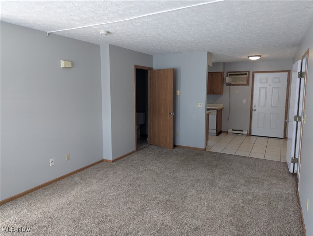 1588 E Summit St Kent, OH 44240 – photo 2