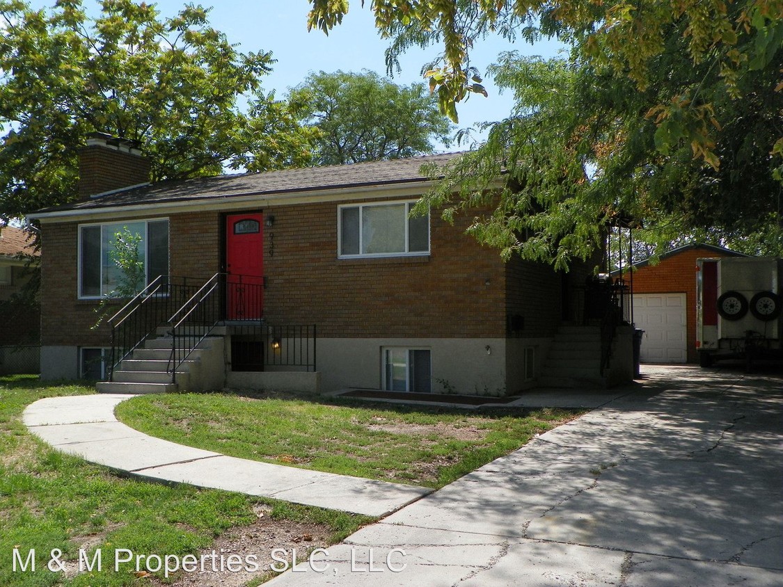 Primary Photo - 939 W California Ave