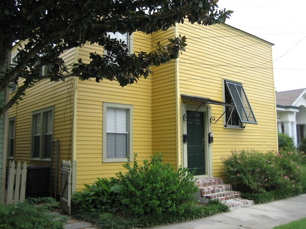 Building Photo - 615 Lakeland Dr