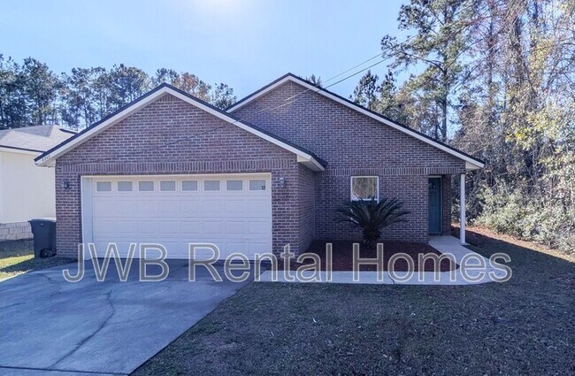 Building Photo - 8542 Maple St