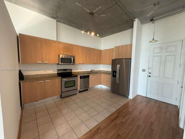 Foto del edificio - 2100 Van Buren St