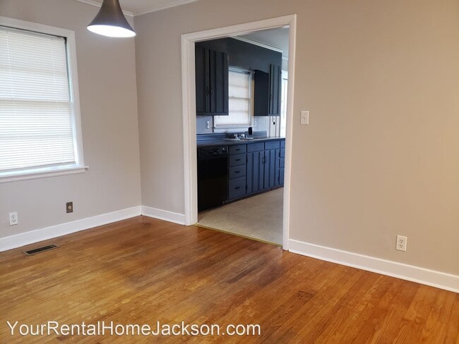 Building Photo - 3 br, 2 bath House - 38 Charjean Dr