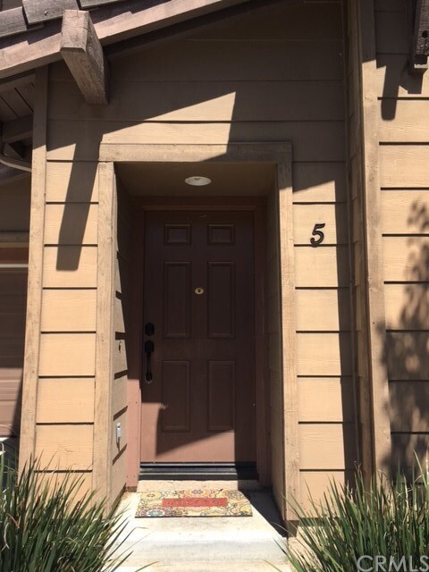 Building Photo - 41527 Blue Canyon Ave