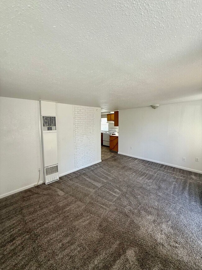 Foto del edificio - 1 Bed 1 Bath House 2 miles from Oit and Sky Lakes Medical Center