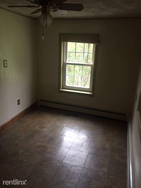 Building Photo - 6 br, 2.5 bath House - 2137 Tyrone Road