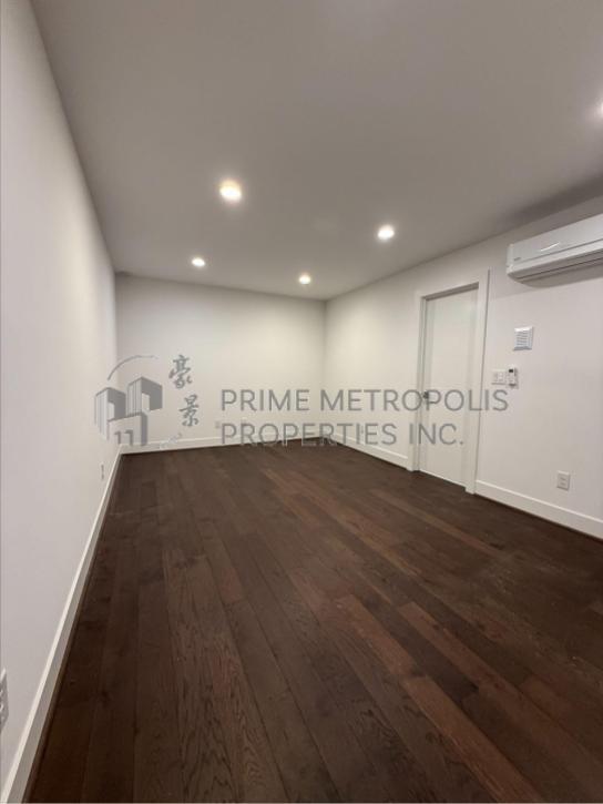 Foto del edificio - 2142 10th Ave W