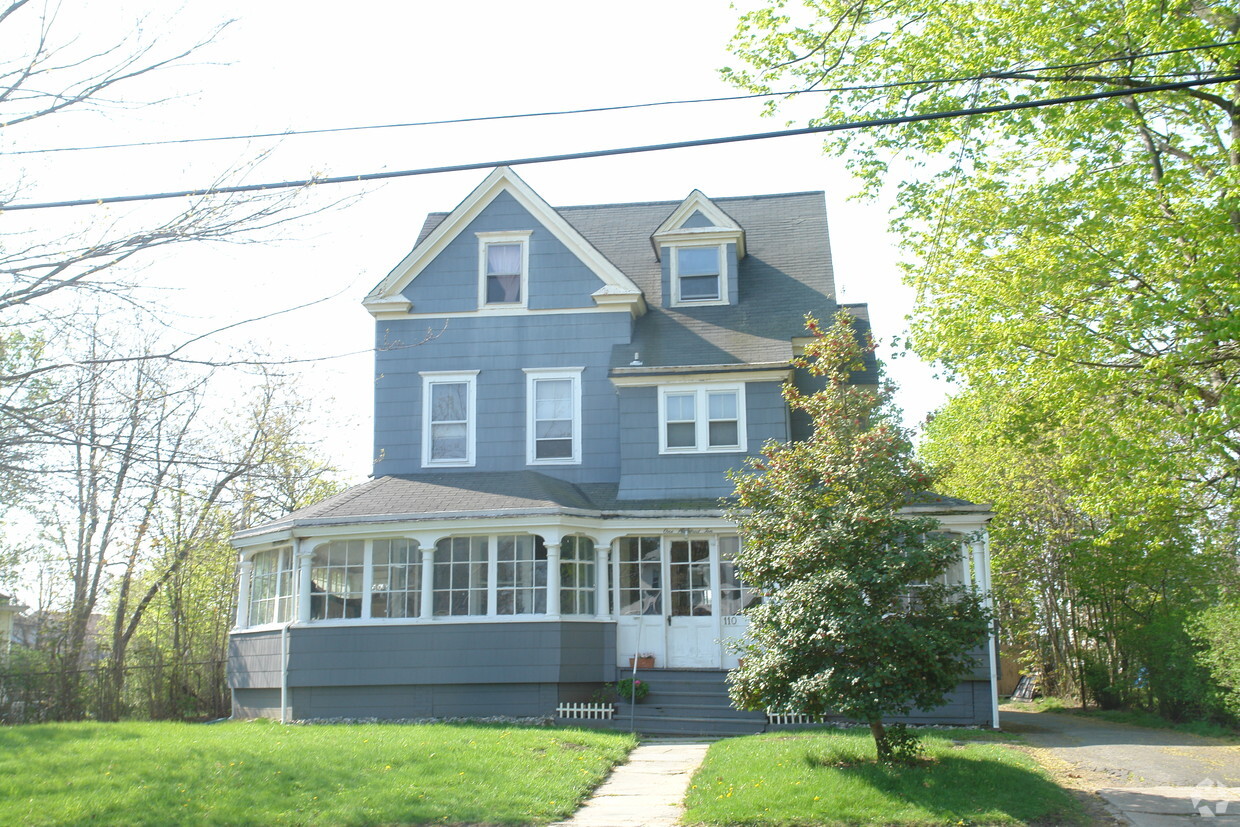 Foto del edificio - 110 Franklin Ave