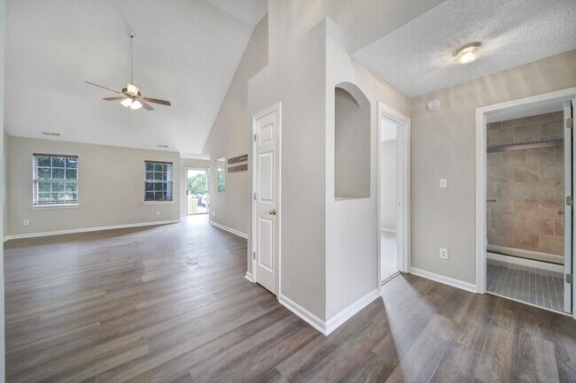 Foto del edificio - Lovely 3 Bed 2 Bath Home in Indian Trail o...