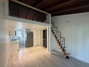 Building Photo - 35 NE 80th Terrace