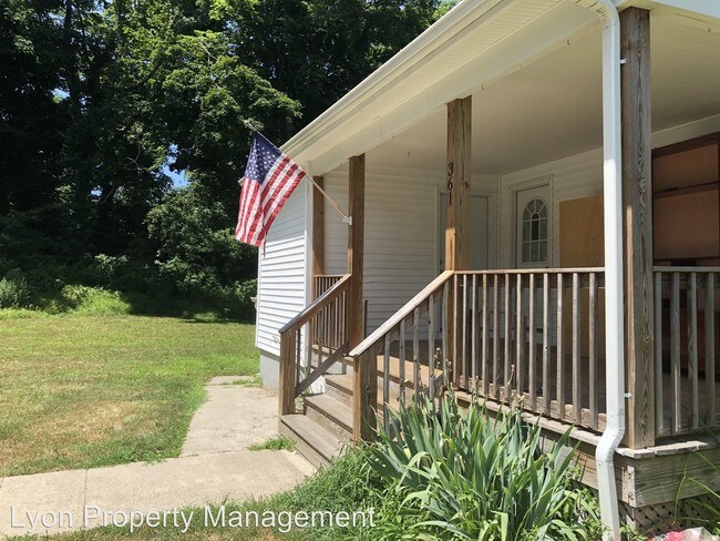 Building Photo - 3 br, 1 bath House - 361 Warwick Neck Ave