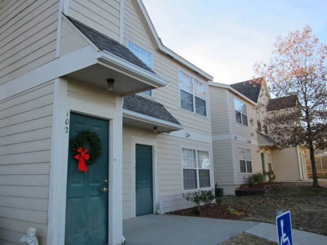 Building Photo - Winding Creek Apartments