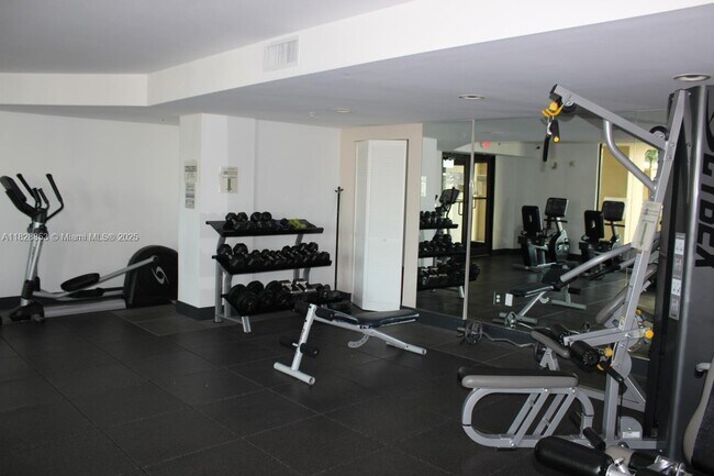 Foto del edificio - 4242 NW 2nd St