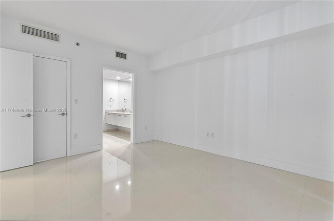 Foto del edificio - 55 SE 6th St