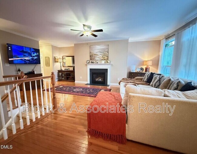 Building Photo - 4008 Abbey Park Way