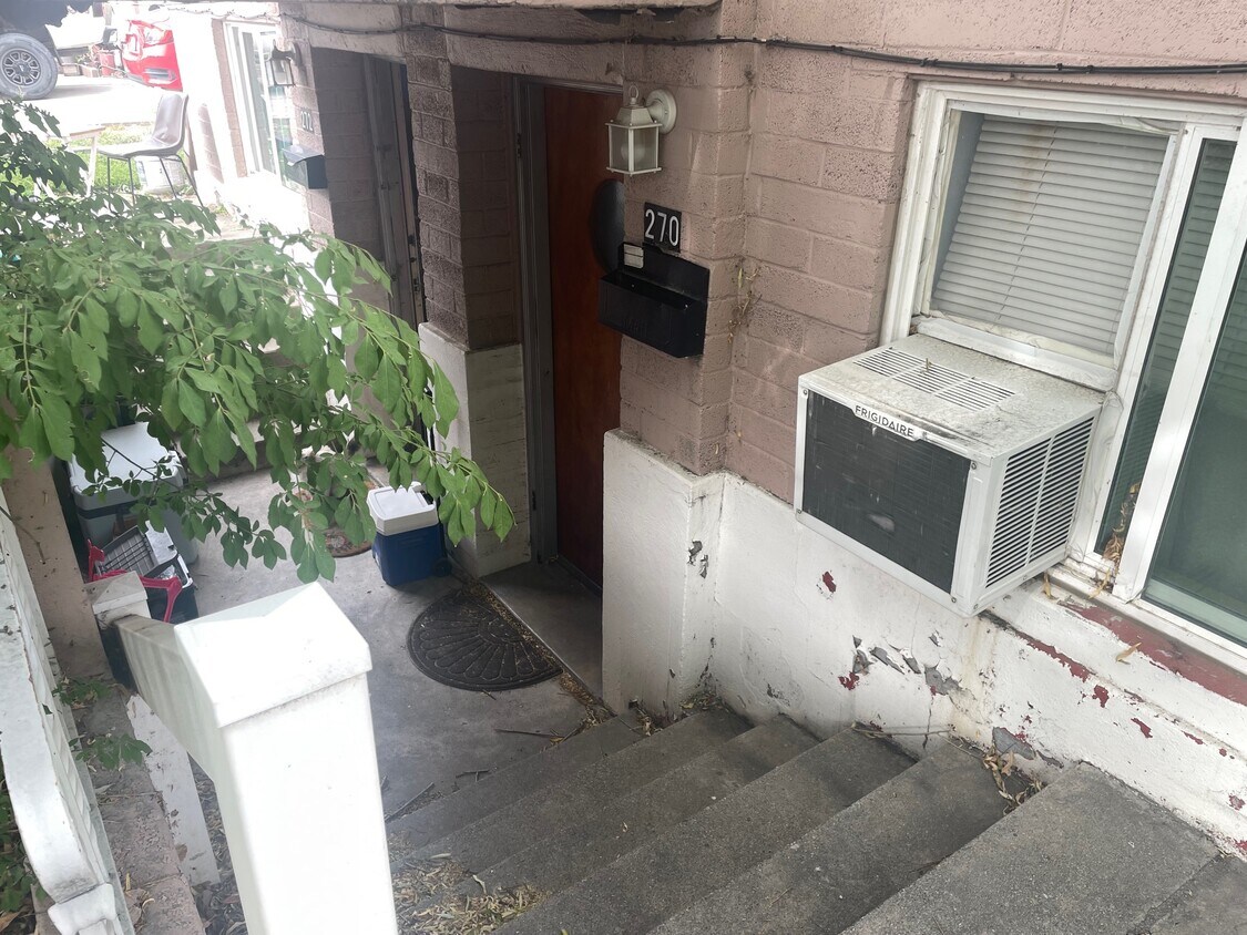 Foto principal - 270 600 W