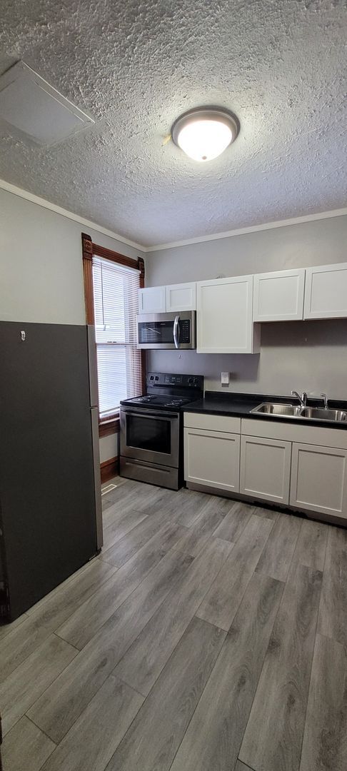 Foto del edificio - 1018 N 8th St