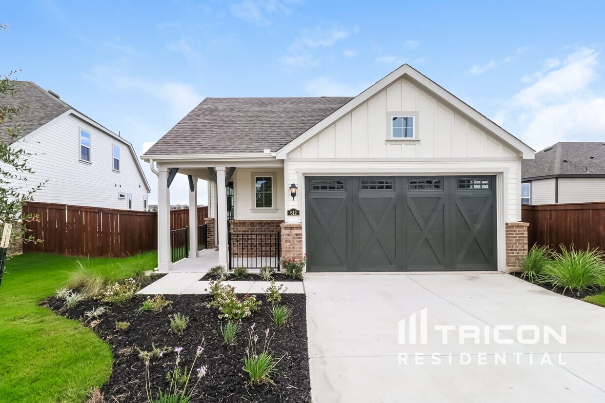 Foto principal - 612 Lindheimer Ln