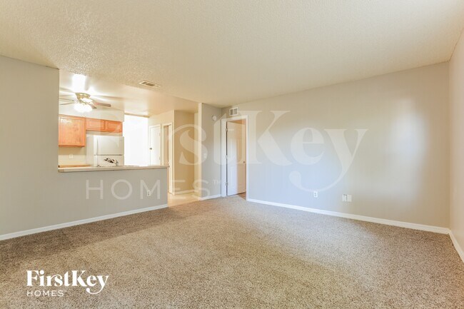 Foto del edificio - 710 Leeward Dr