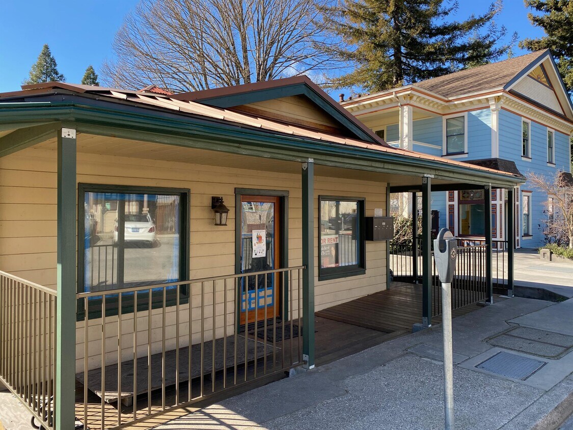 Foto principal - 115 S Pine St