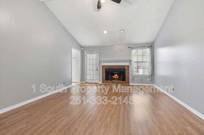 Foto del edificio - 1708 Woodley Rd