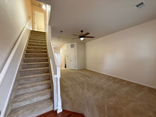 Foto del edificio - Beautiful Soaring Eagles Townhouse near Ft Carson/Peterson AFB/Airport!