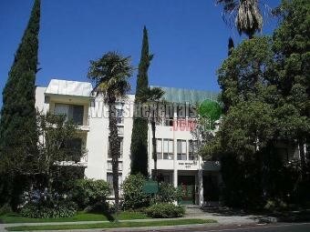 Foto principal - 405 S Los Robles Ave
