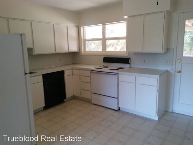 Building Photo - 2 br, 1 bath House - 1024 N Myrtle Road