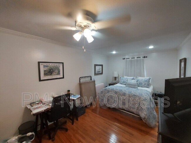 Foto del edificio - 12 Oaklawn Dr