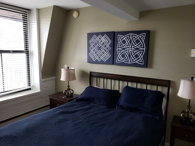 Building Photo - 110 Beacon St