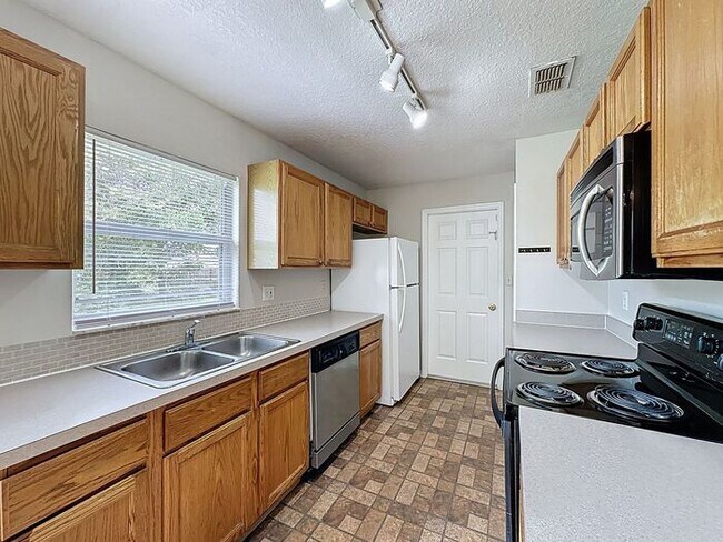 Foto del edificio - Single Family Home in BVL, Kissimmee