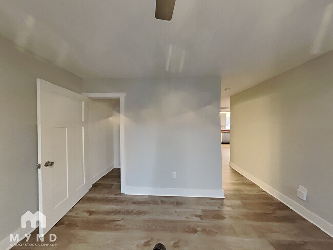 Foto del edificio - 511 Odell St