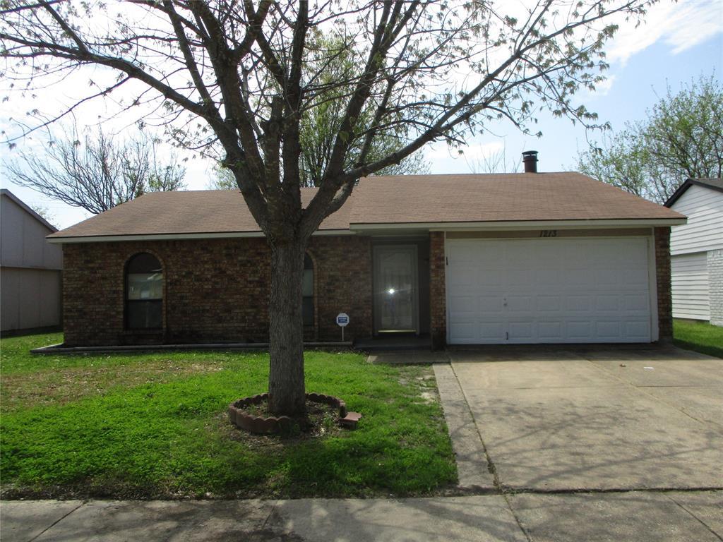 1213 California Trail, Grand Prairie, TX 75052 House for Rent in
