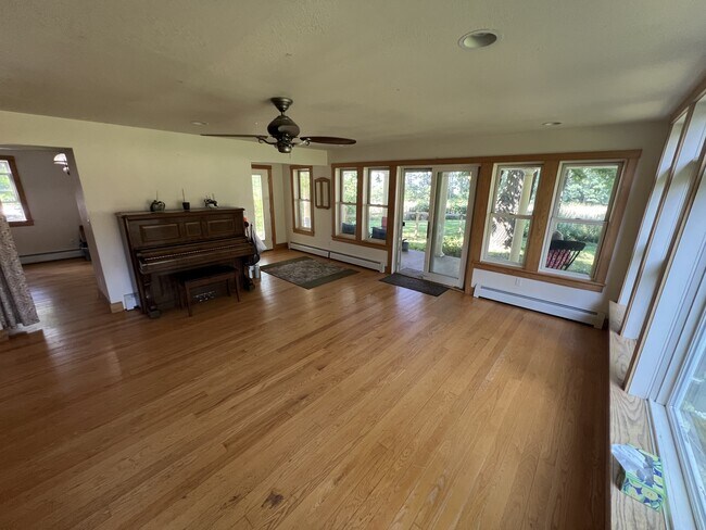 Foto del edificio - 1685 Trumansburg Rd