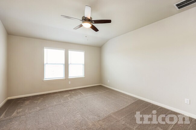 Building Photo - 5802 Nyla Wy