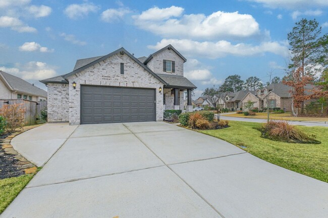 Foto del edificio - Offered by Precision Realty & Management, ...