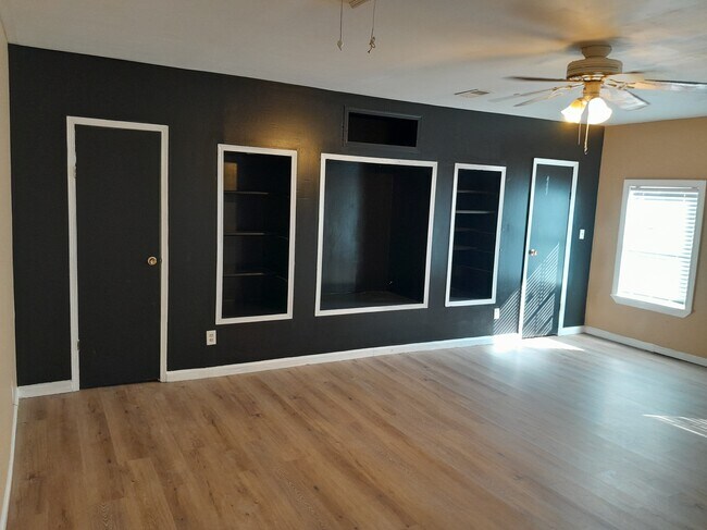 Foto del edificio - 6528 Battery Point