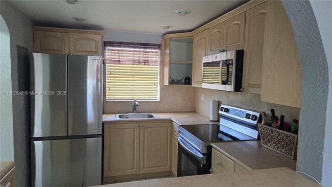 Foto del edificio - 6800 W 16th Dr