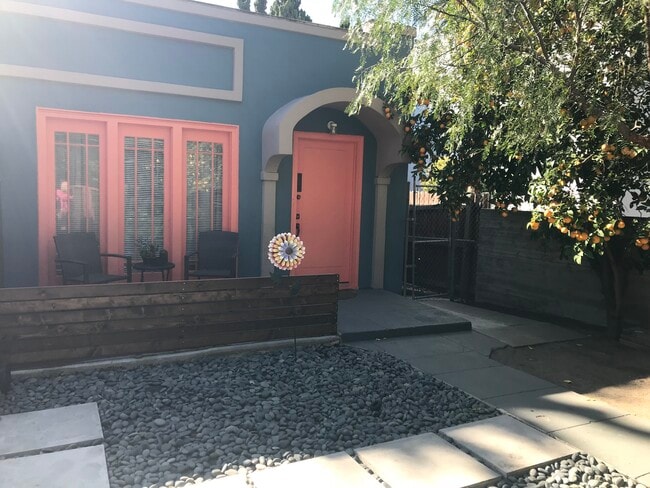 Building Photo - 4544 Avocado st
