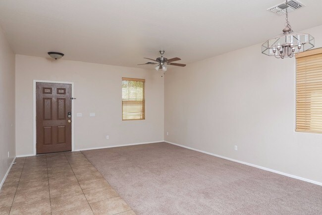 Building Photo - 6846 S 70th Dr