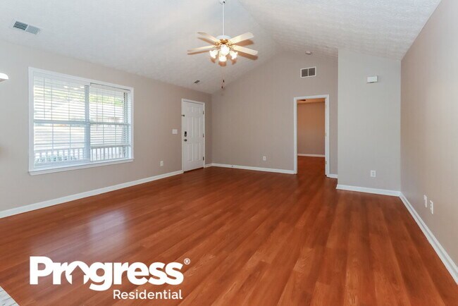 Foto del edificio - 150 Creekside Trail