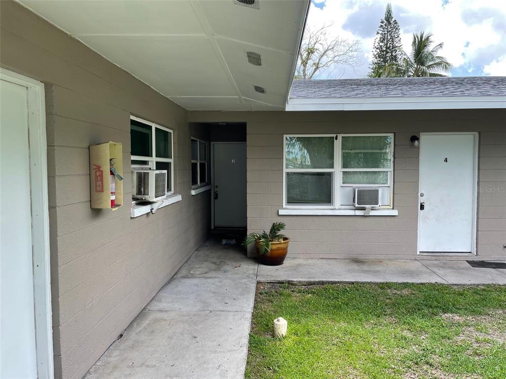 Foto principal - 2409 13th St W