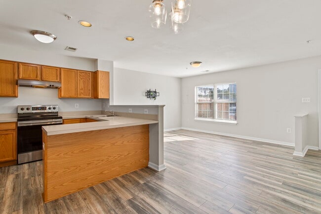 Building Photo - 5089 Stapleton Terrace